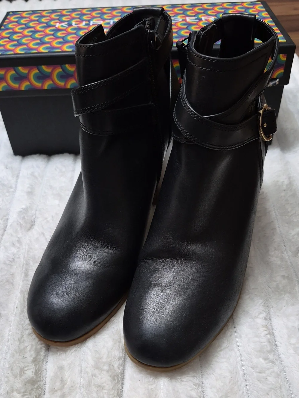 Cole Haan Signature Grand Ankle Boots Leather Women's Sz 9.5